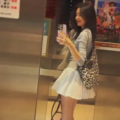 杨悦美